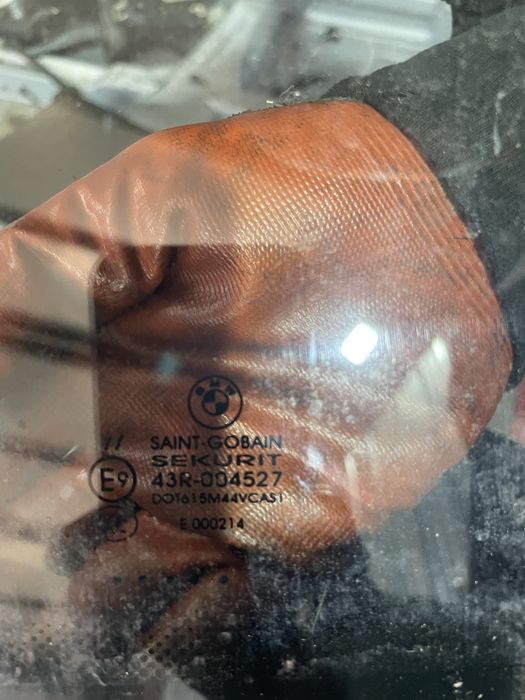 Предно стъкло БМВ Х5, Е70 (staklo bmw x5, e70)