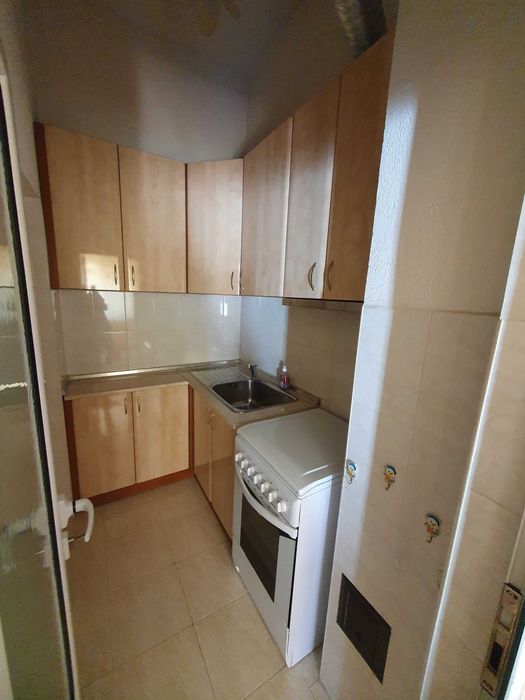 Дава се под наем Едностаен апартамент в Петрич - 17 кв.м за 41200 € - Снимка #6