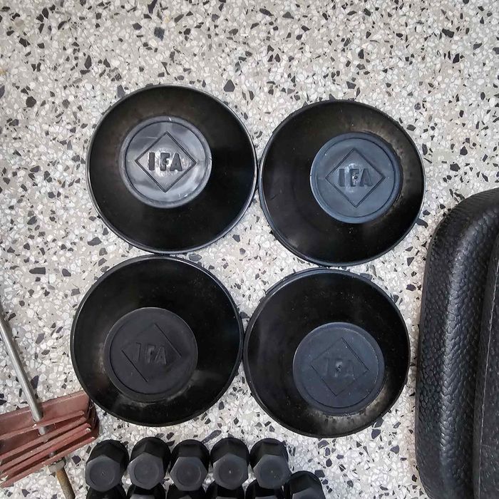 Сет оригинални части за Вартбург