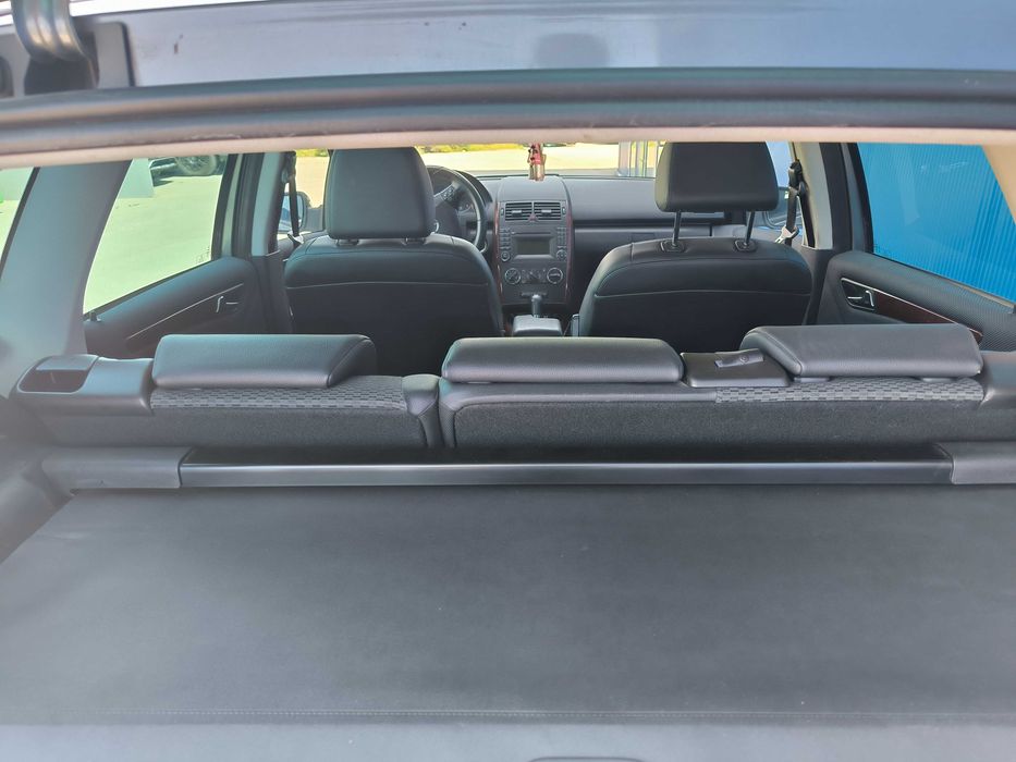 MERCEDES-BENZ A-Class 2011 — imagine 4