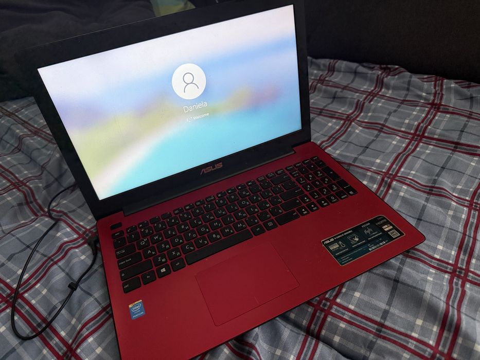 Лаптоп ASUS X553M