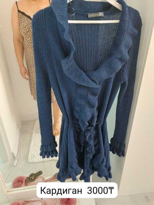 Продам женскую одежды  б/у