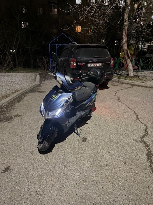 Продам мопед скутер м8 на учете