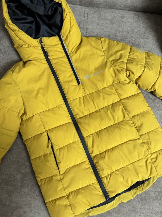 Продам куртку зима