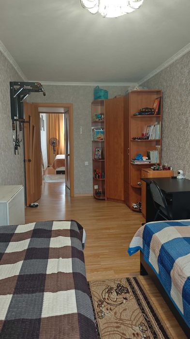 Трехкомнатная в центре