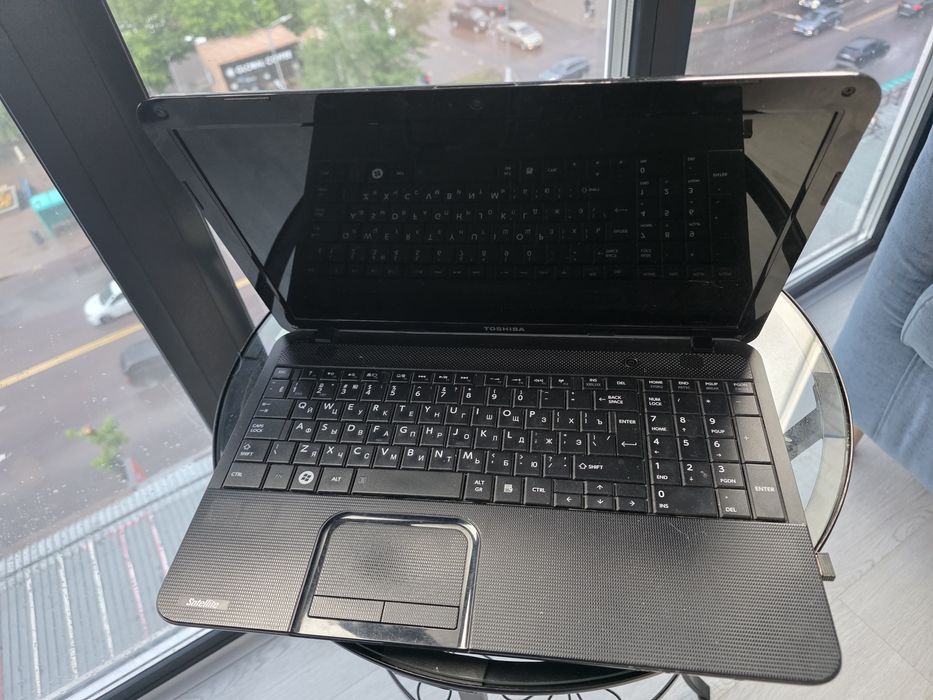 Продаётся ноутбук