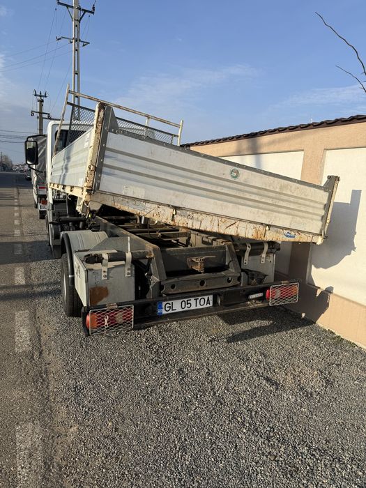 Nissan Atleon 110 basculabil 3 parti cat B