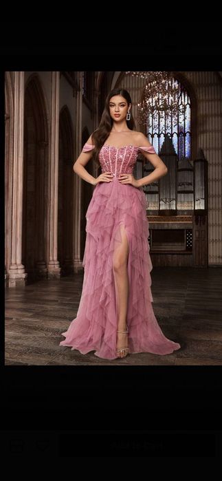 Официална розова рокля