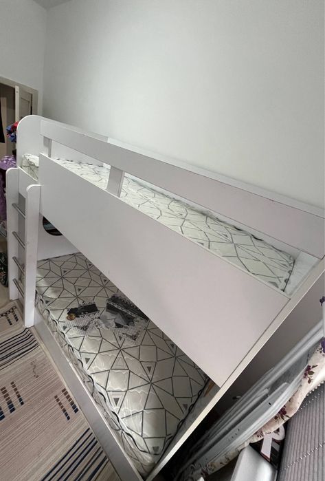 Двухярусный детский кровать и электролюлька. 2 qavatli yotoq va lyulka