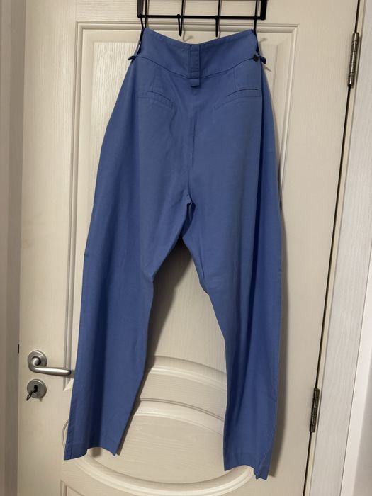 Дамски костюм – сако и панталон, син