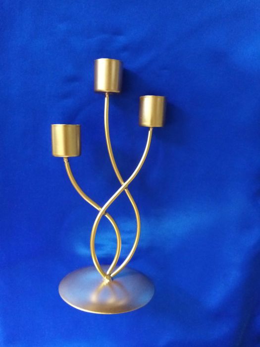 Sfeșnic/Suport Lumânări 3 brațe metal H 22 cm. Nou