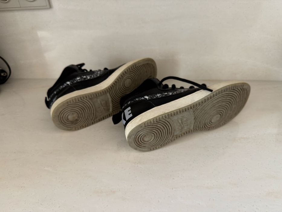 Крассовки Nike для мальчиков