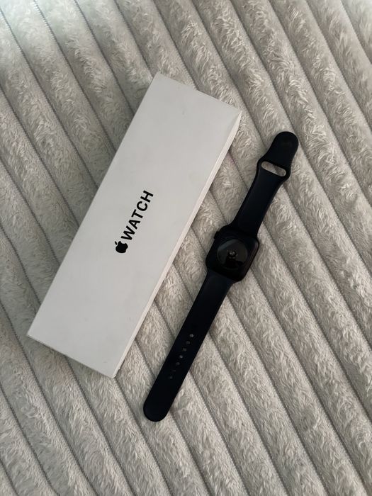 Продам Apple Watch SE 2