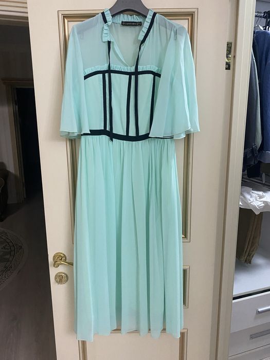 Женское платье