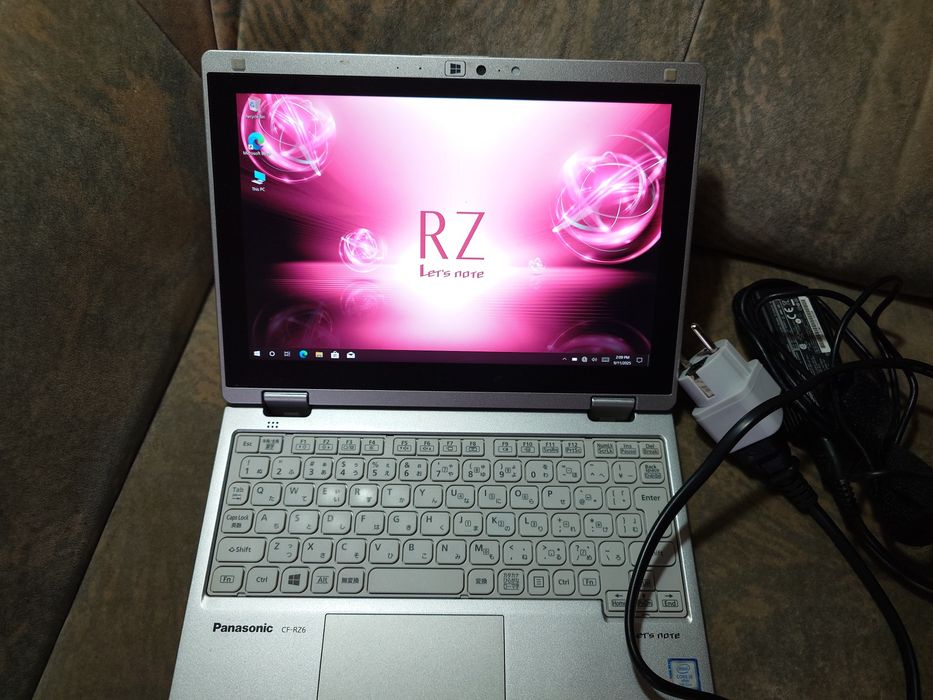 Laptop Panasonic RZ6 I5 7Y57 diagnoze auto touch 8gb ram ssd 128