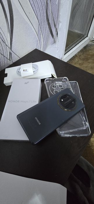 Honor magic 7 lite