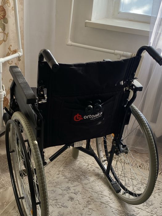 Инвалидное кресло