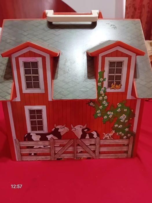 Casuta playmobil ferma