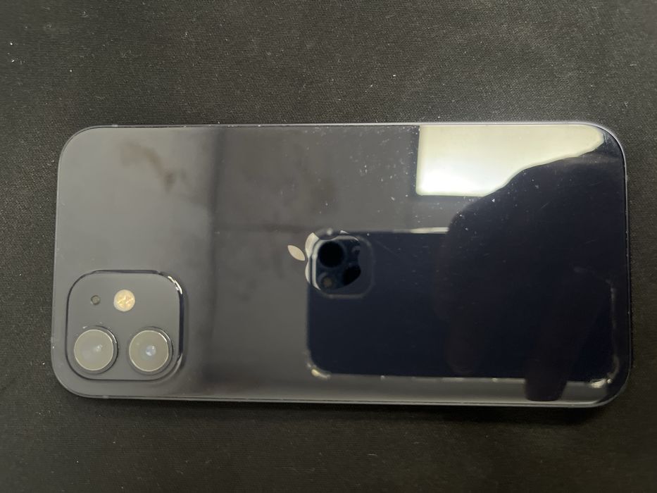 Продам айфон 12, 128 гб