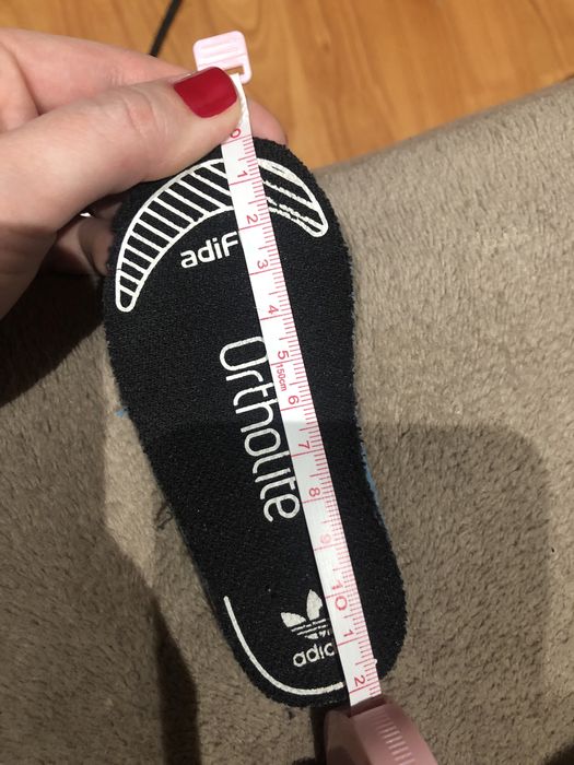 Кецове/маратонки Adidas 19номер