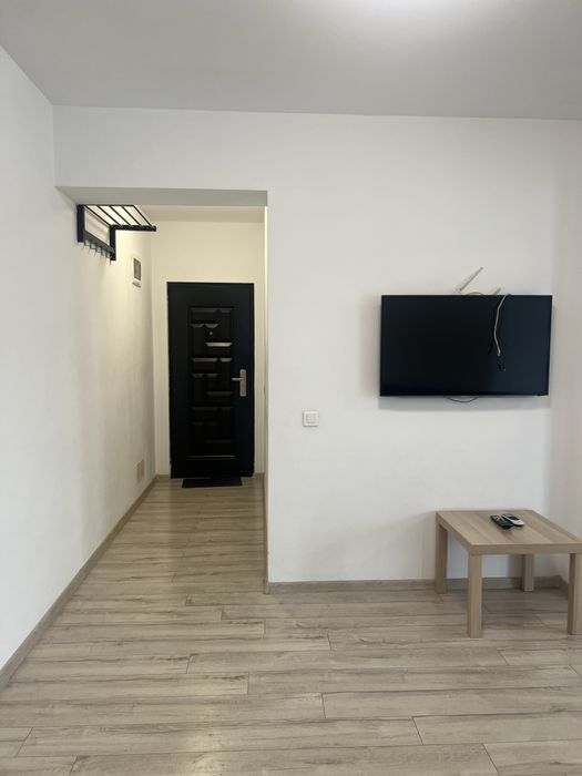 Piata giulesti apartament 2 camere
