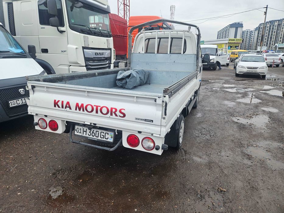 Kia BONGO III 2021/22