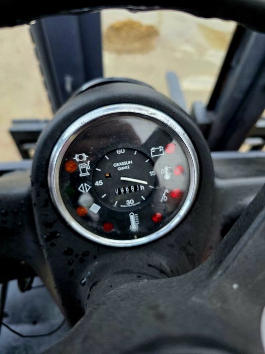 Vand motostivuitor Linde stivuitor