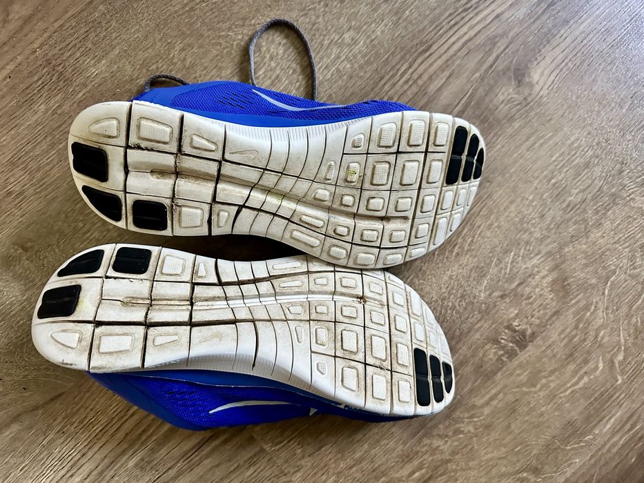 Маратонки Nike 38