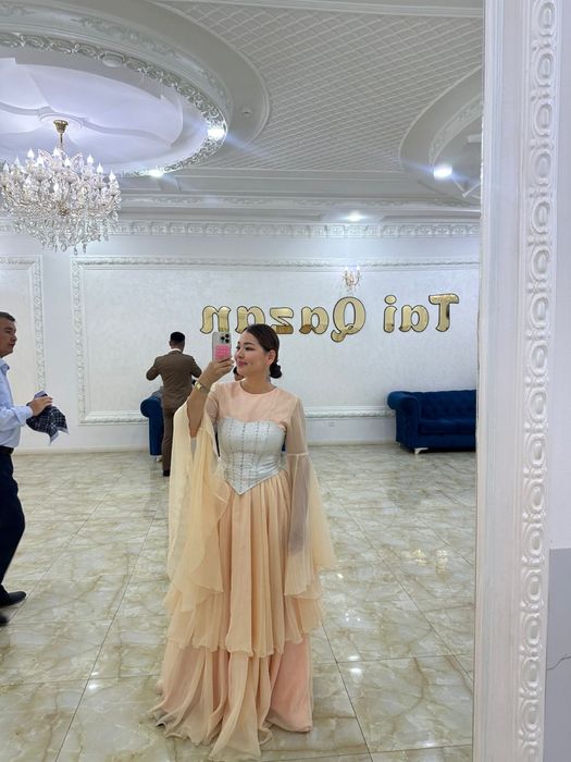 Той орталығы сатылады барлық затымен