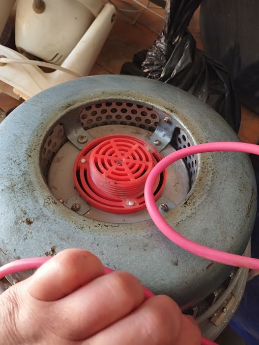 Пылесос продам уралец