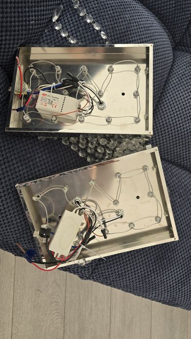 Продам люстры, бра