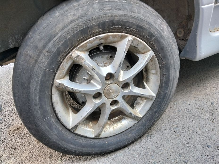 Продам Титанку на R13