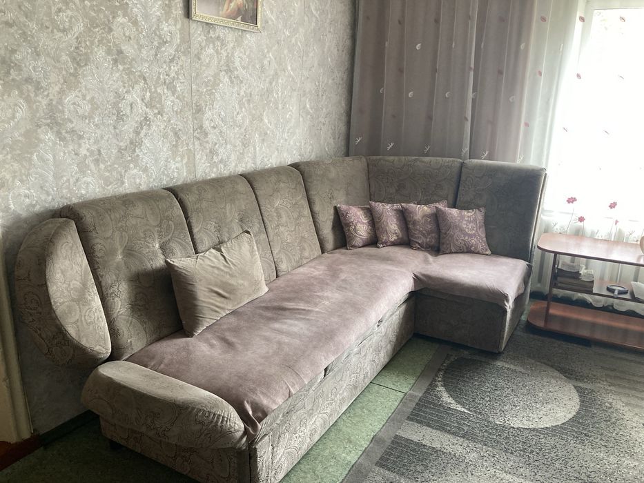 Диван  угловой б/у