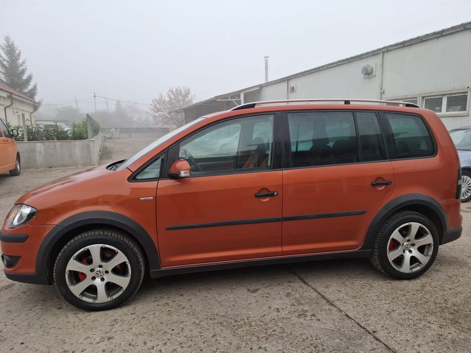 Inchirieri auto Barlad 5locuri, 7locuri, 9locuri