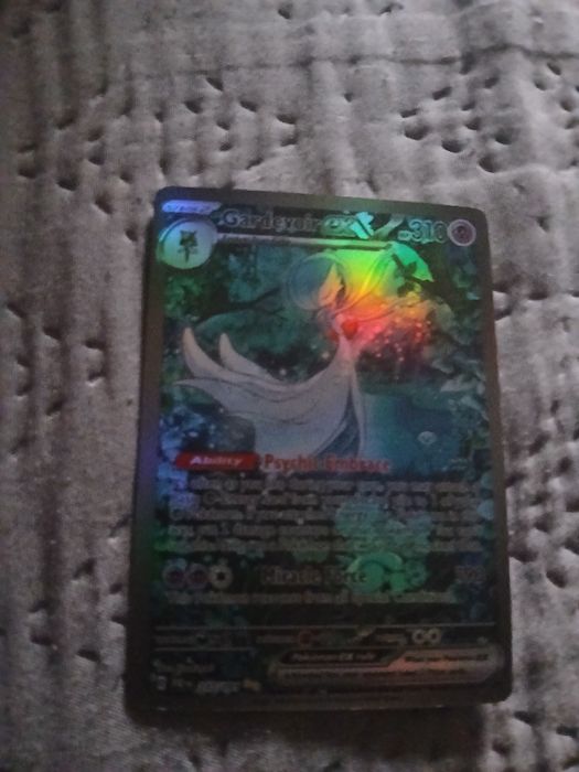 Carte pokemon originala am dat 235 pe un pachet si mia pichat si vreau sa al vind