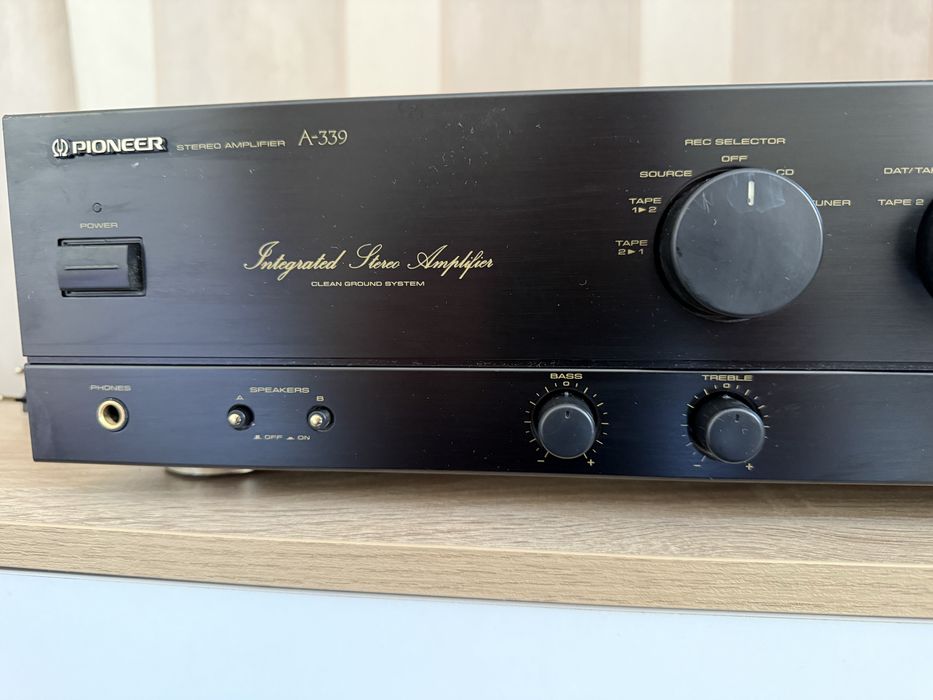 Pioneer A-339 стерео