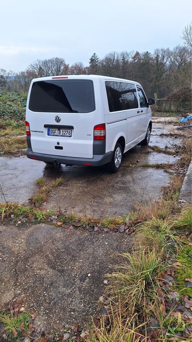 VOLKSWAGEN Transporter 2011 — imagine 3