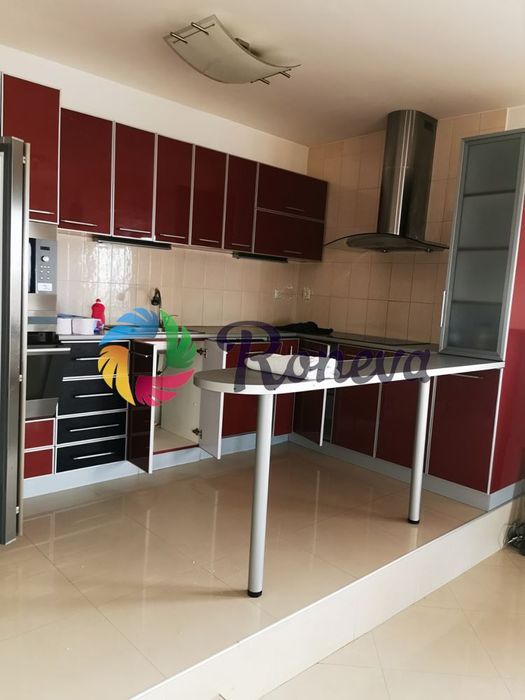 Продава се Къща в Тутракан - 178 кв.м за 722 €/кв.м - Снимка #2