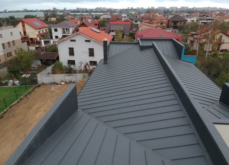 executam acoperisuri