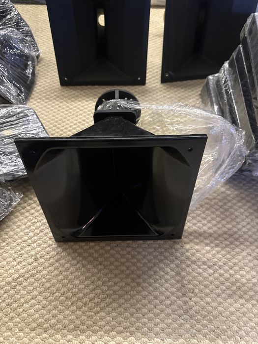 Kit complet pentru 10 top-uri d&b Audio Technik line array