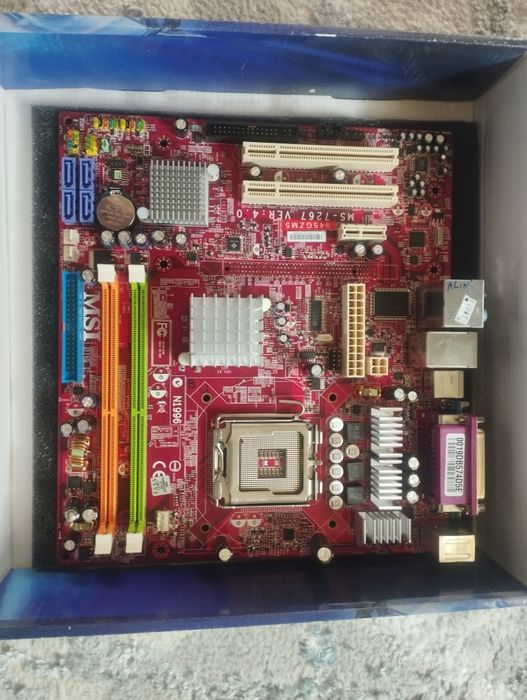 Материнская плата MSI 945G