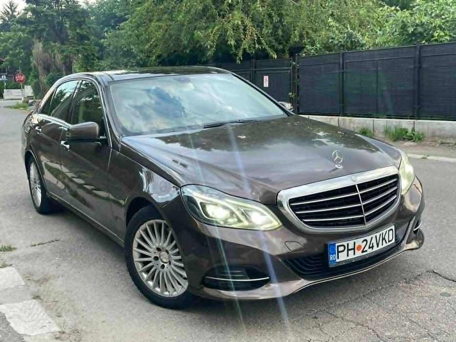 MERCEDES-BENZ E-Class