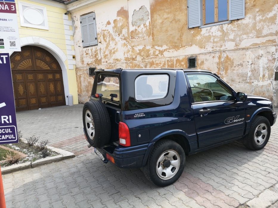 Hardtop Suzuki Grand Vitara