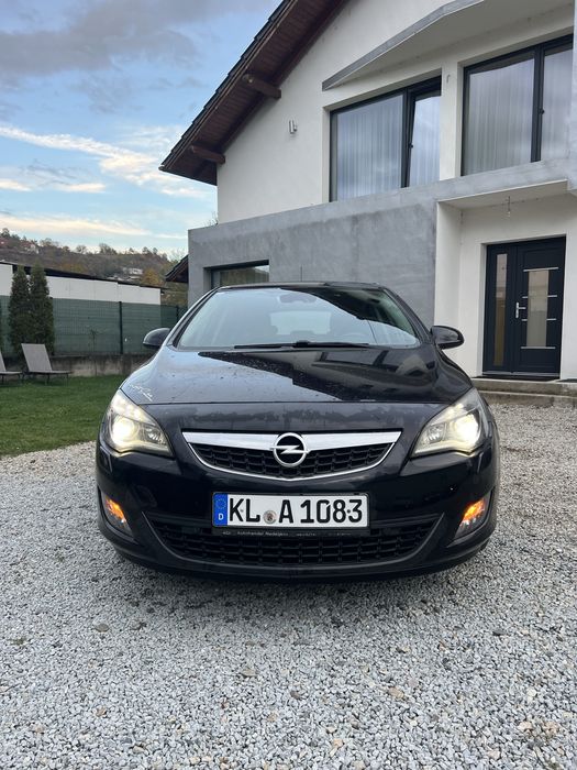 OPEL Astra 2010 — imagine 4