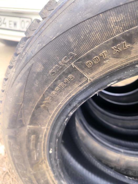 Шины 205/65/16 продам