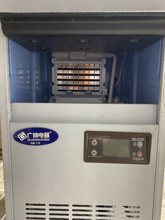 Ледогенератор без подключения к водопроводу Ледогенератор без подключения к водопроводу