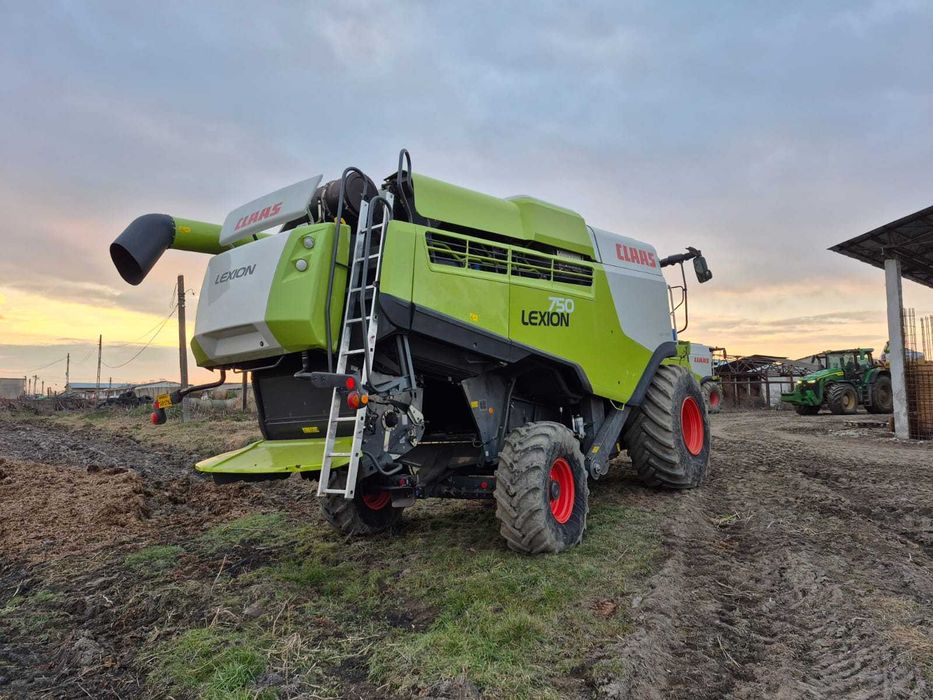 Claas Lexion 750+Echipament paioase, garanție,  lesing e Claas V750