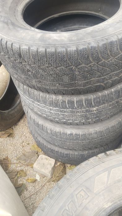 Продам шины зимние б.у