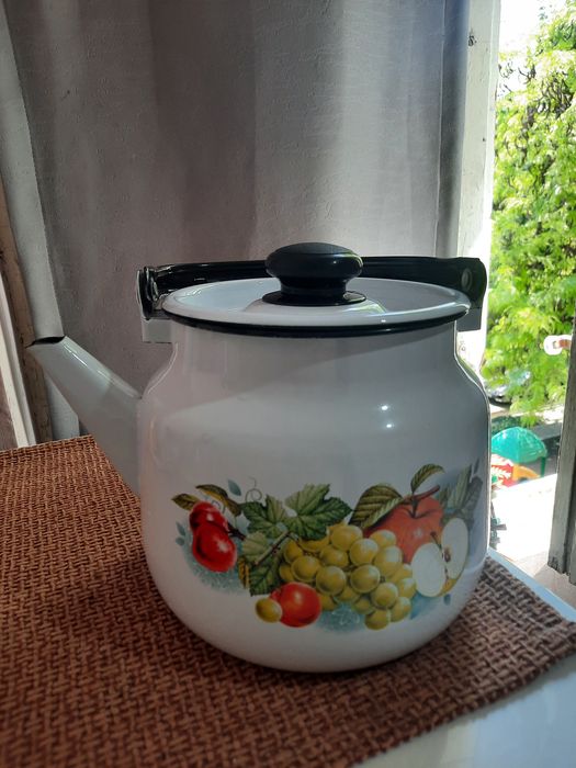 Чайник эмалированный