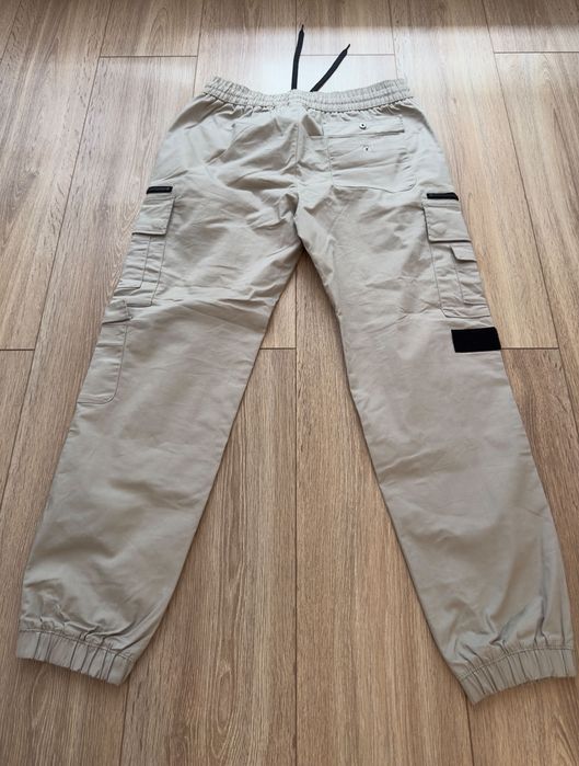 Blugi bershka 9/10